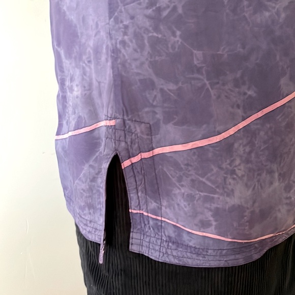 Vintage Y2K Sleeveless Button Down Vest in Purples Pink and Black, Size M - Picture 9 of 14